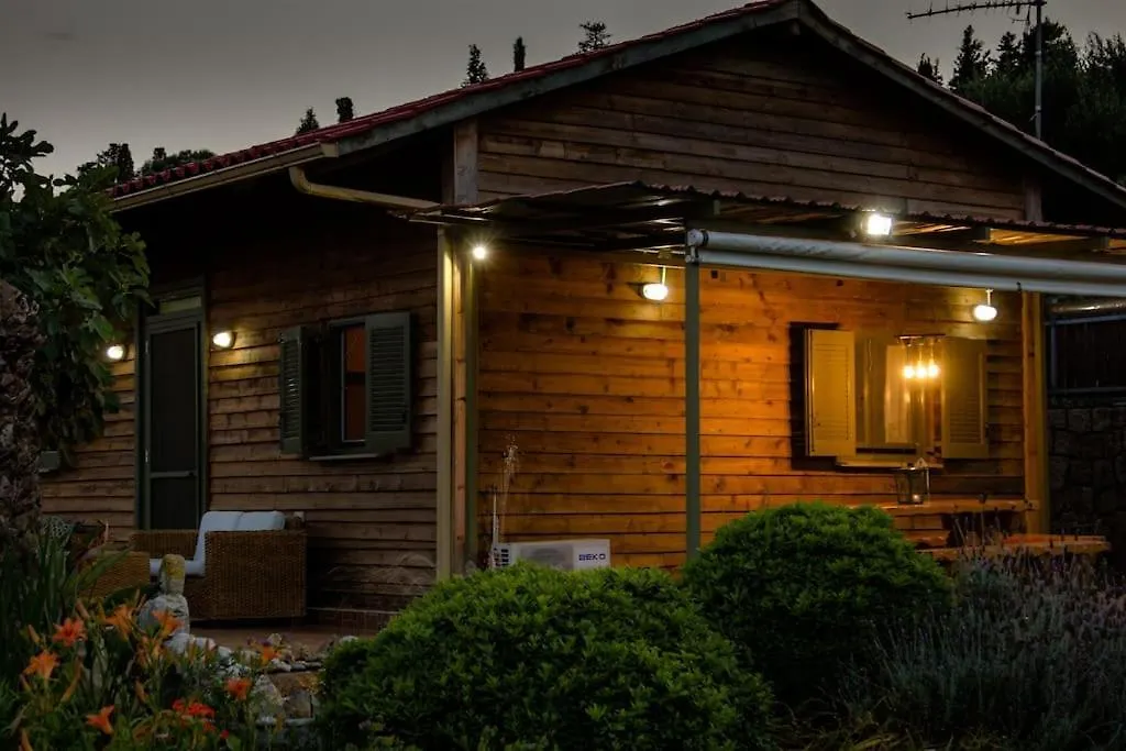 Dreamy Wooden Cottage Lixouri