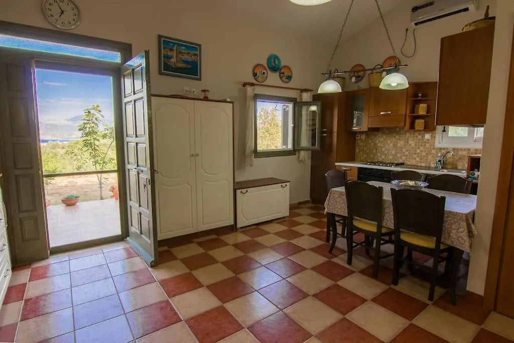 Holiday home Dreamy Wooden Cottage Lixouri