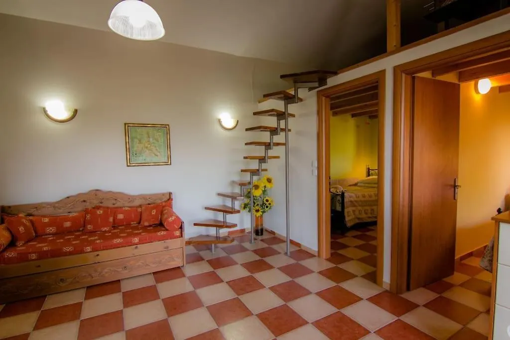 Dreamy Wooden Cottage Lixouri Greece